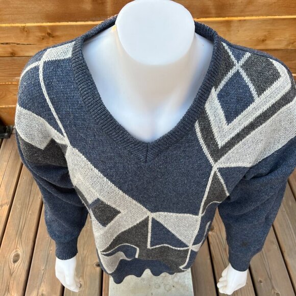 Vintage 90s V-Neck Geometric Print Grandpa Dad Sweater - Picture 2 of 10